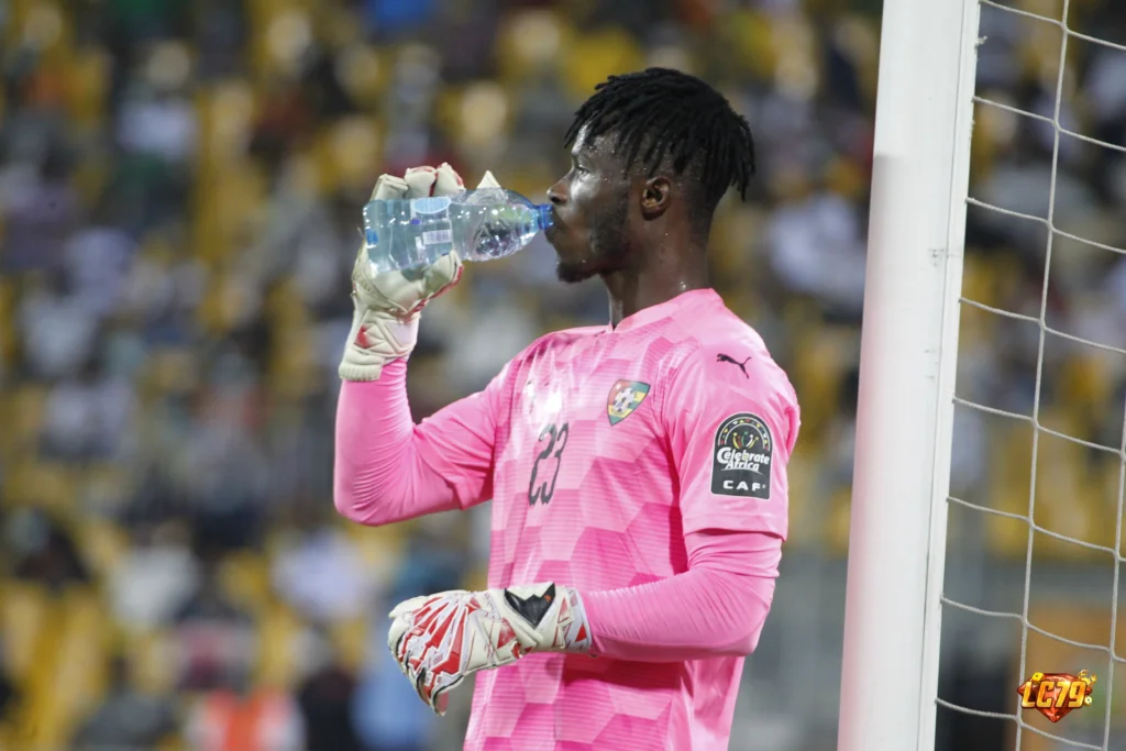 Cầu thủ uống nước trong trận đấu - hydration breaks World Cup 2026