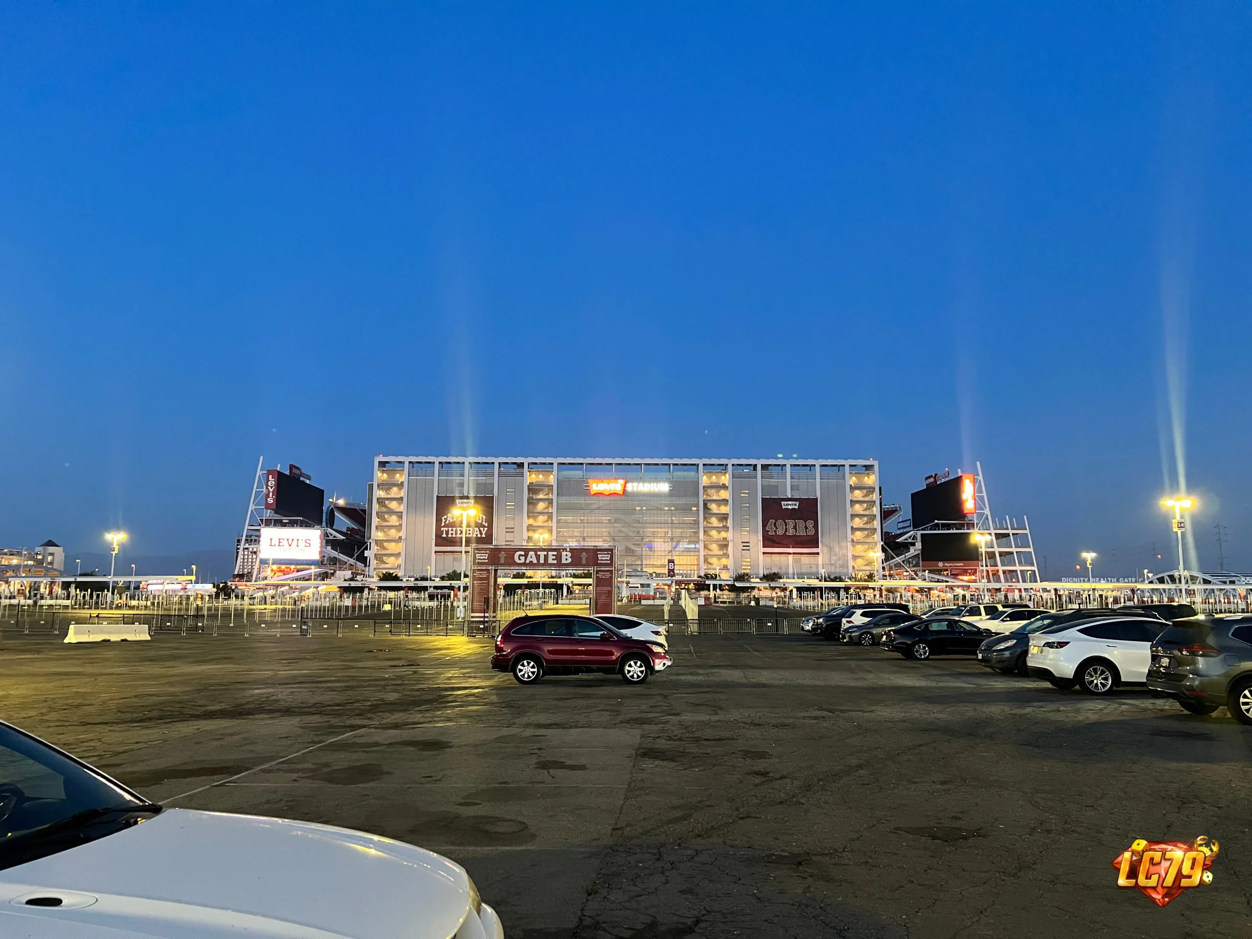 Levi's Stadium tại Santa Clara, ảnh Wikimedia Commons đã đóng watermark LC79