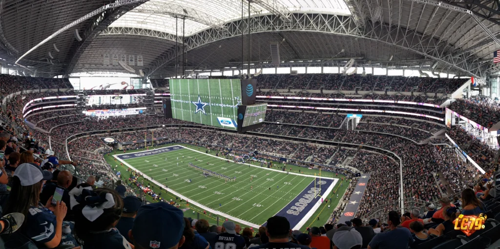 Bên trong AT&T Stadium tại Dallas