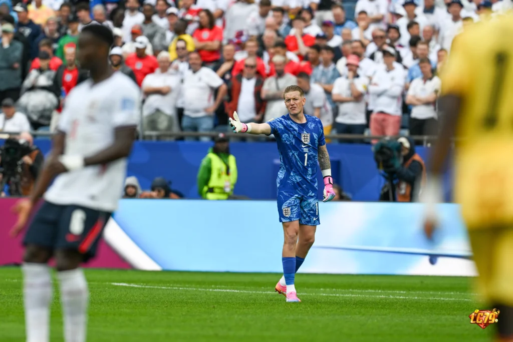 Jordan Pickford - ảnh đã gắn watermark LC79