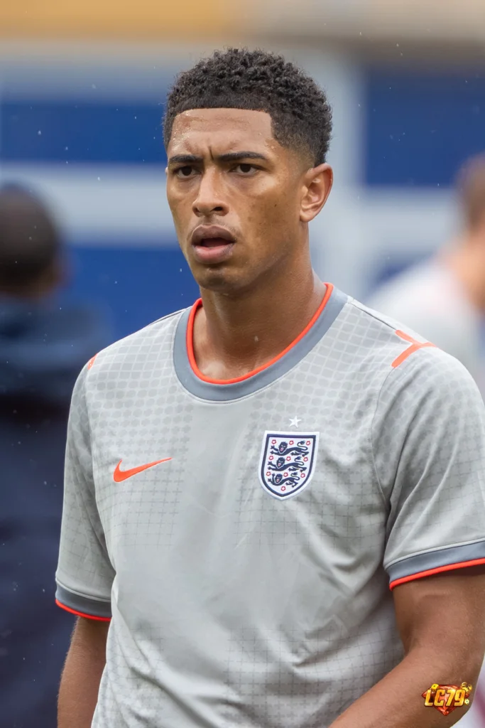 Jude Bellingham trong màu áo England tại World Cup 2026, ảnh Wikimedia Commons đã đóng watermark LC79