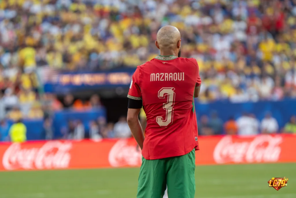 Noussair Mazraoui - ảnh đã gắn watermark LC79