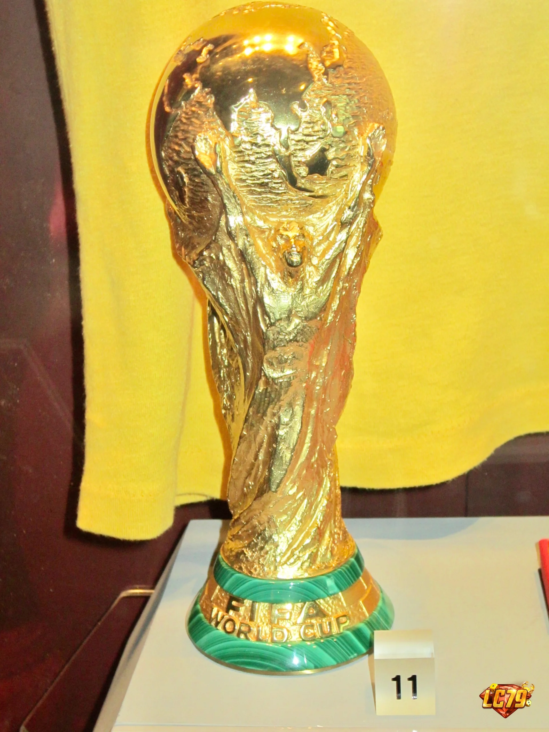 Cúp FIFA World Cup, biểu tượng cho vòng bán kết World Cup 2026 toàn các cựu vô địch