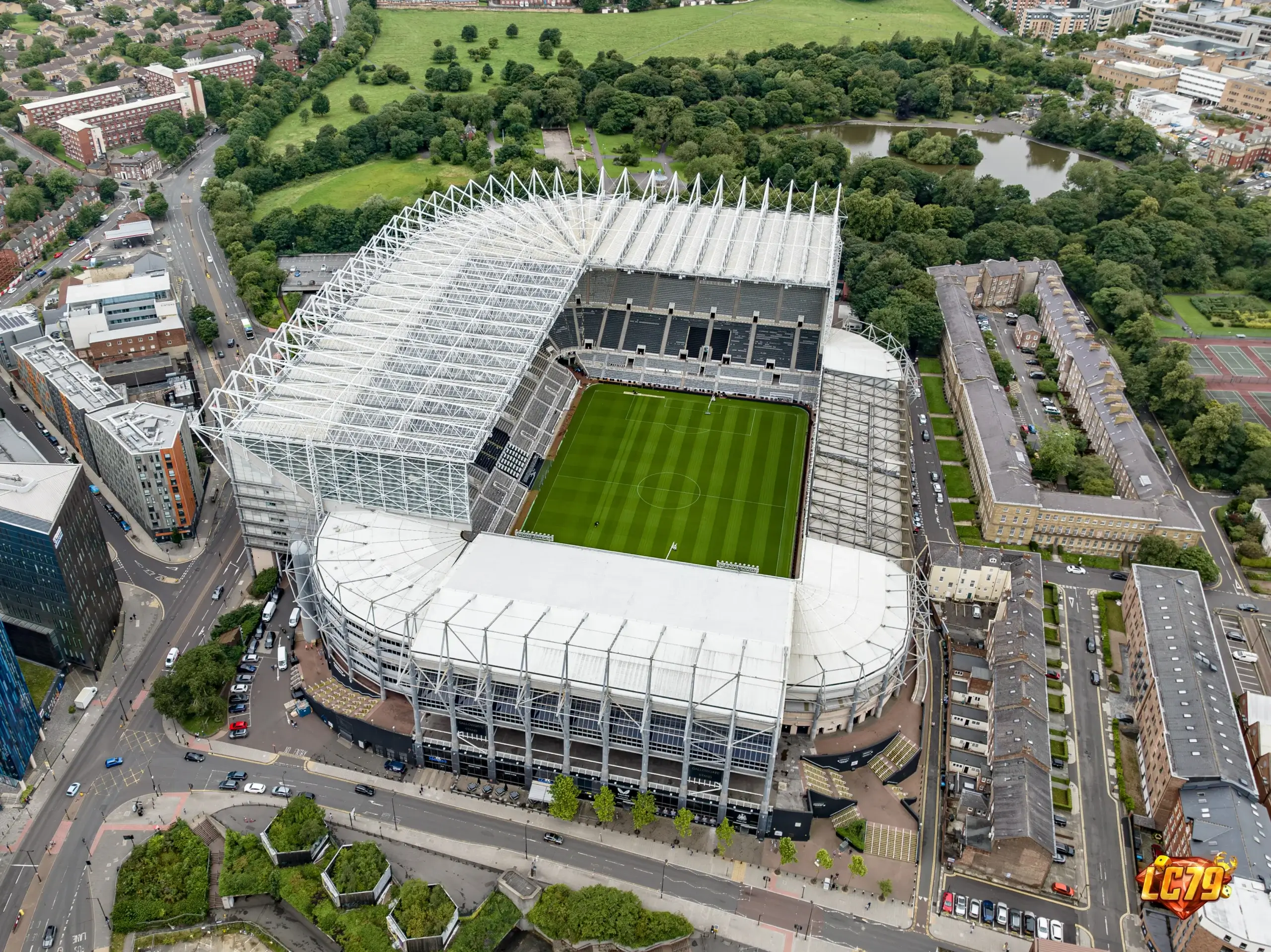 St James' Park, sân Newcastle United - ảnh đã gắn watermark LC79