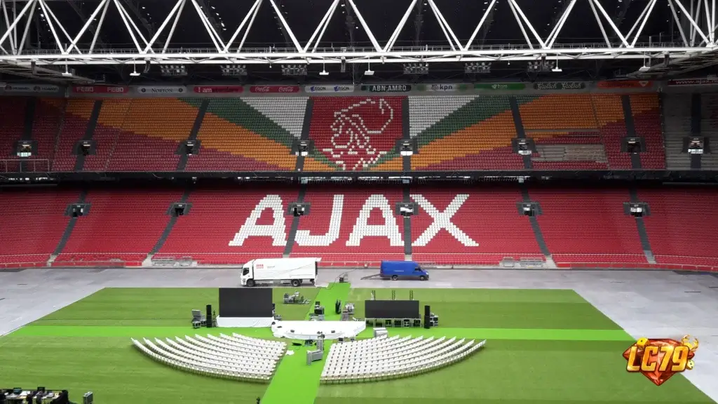 Johan Cruijff ArenA truoc tran Ha Lan vs Duc 24/9 Nations League