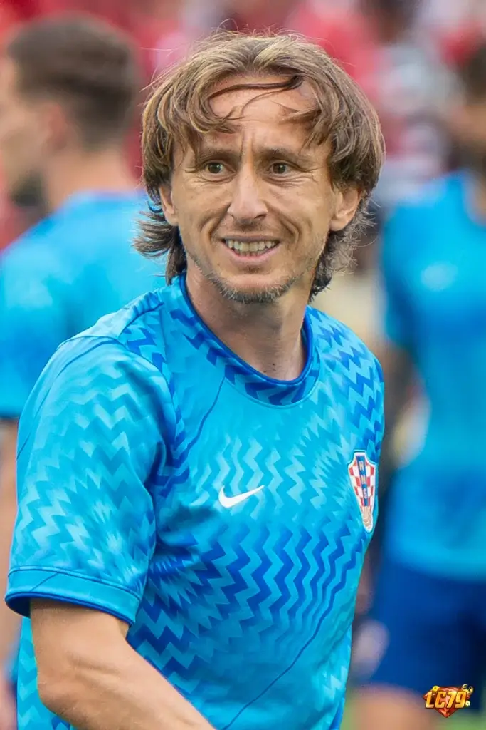 Luka Modrić trong màu áo Croatia, ảnh Wikimedia Commons đã đóng watermark LC79