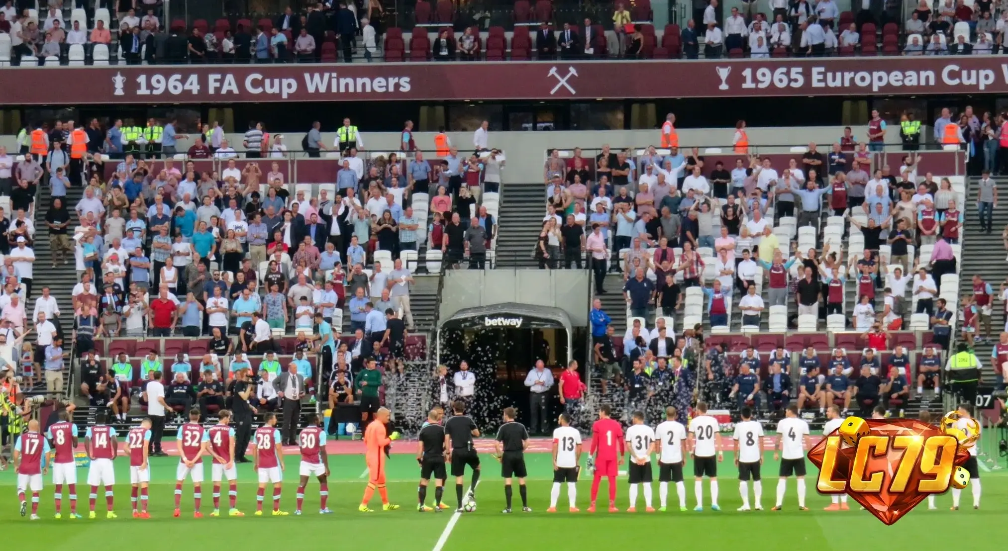 Michail Antonio thời còn khoác áo West Ham, ảnh Wikimedia Commons đã watermark LC79