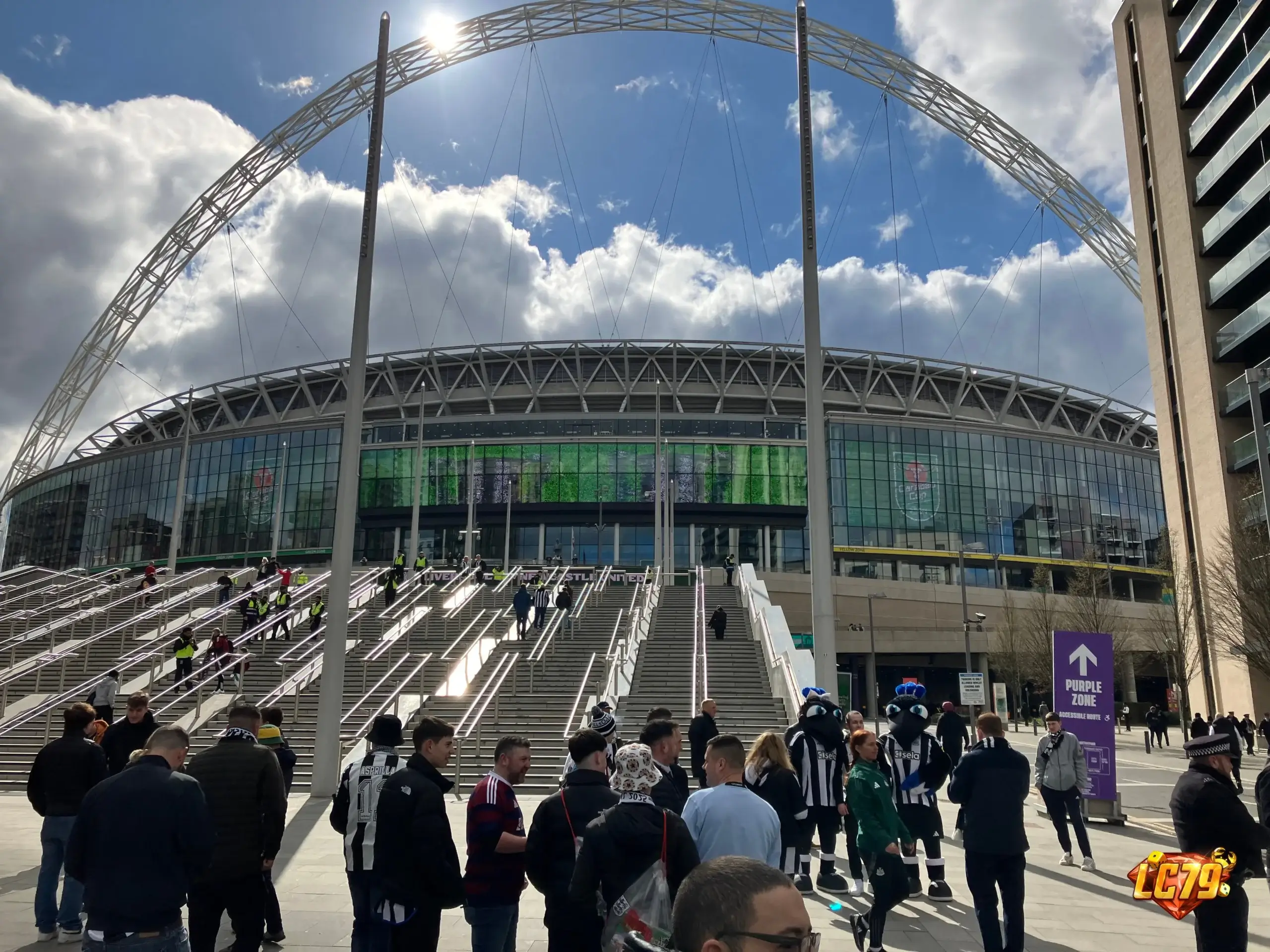 Wembley Stadium trước trận England vs Czechia ở UEFA Nations League